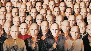 Illustration for article titled iBeing John Malkovich/i Is Better Now Than It Was in 1999